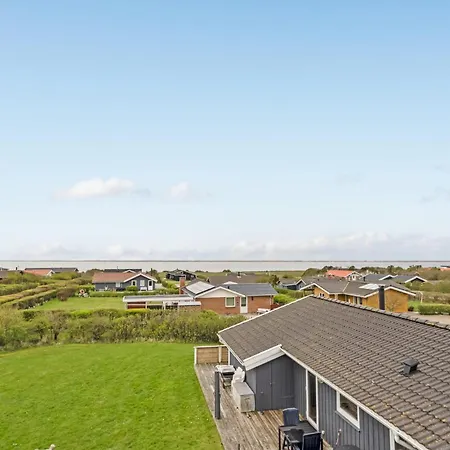 Amazing In With Kitchen Holiday home Vestervig